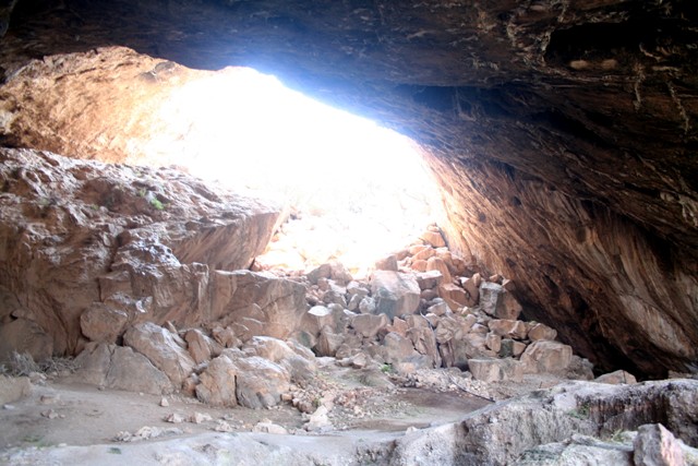 Cave of Franchthi - The rear entrance to the Cave, leading to the summit
